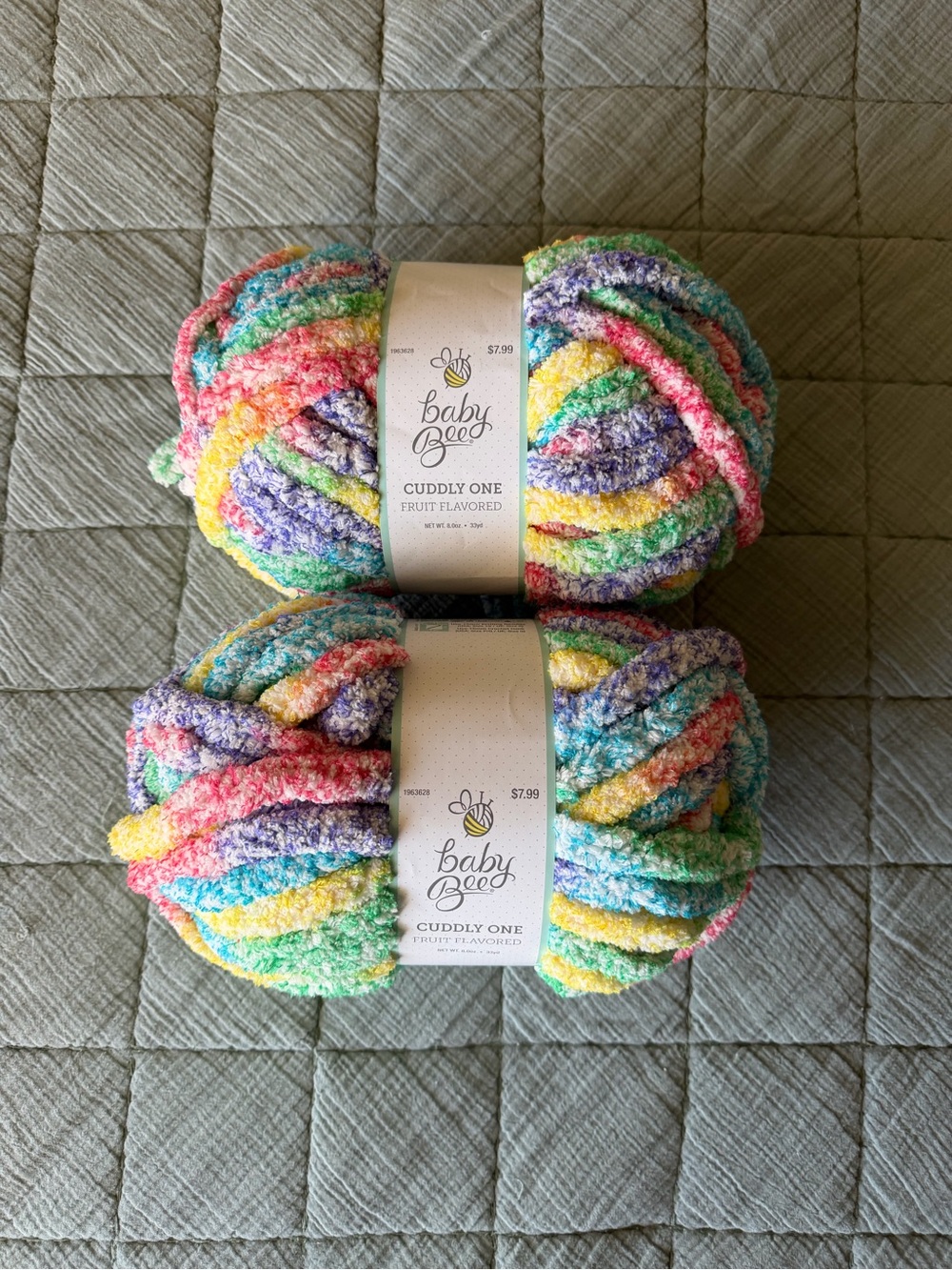 Baby Bee Cuddly One 2 skeins Extra Chunky yarn